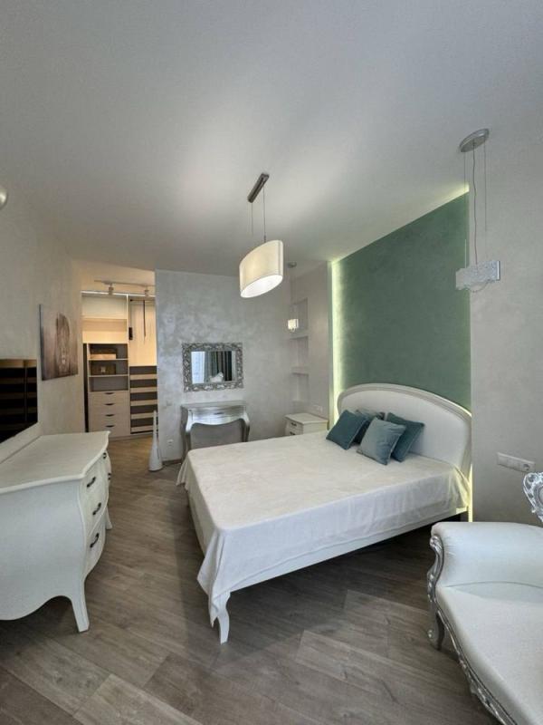 Long term rent 1 bedroom-(s) apartment Holosiivskyi Avenue (40-richchia Zhovtnia Avenue)