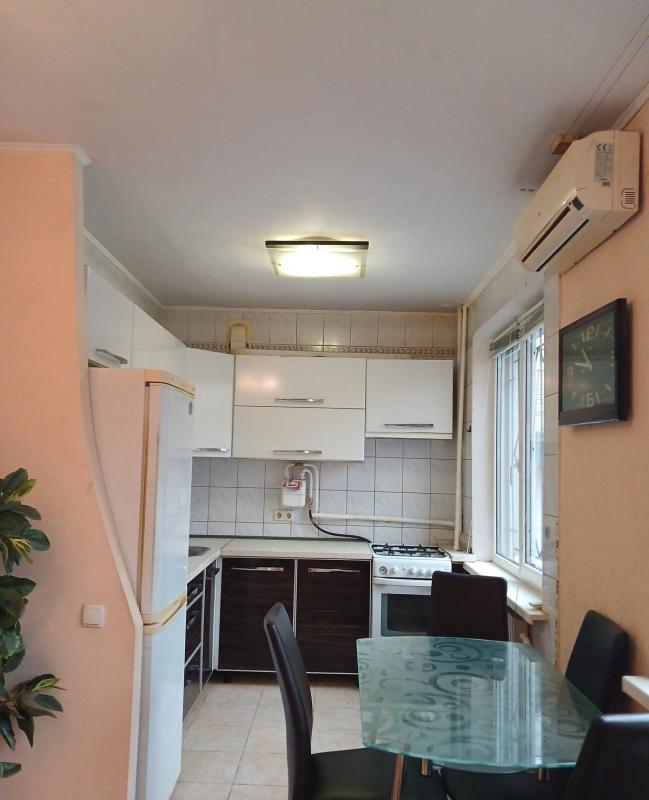 Sale 3 bedroom-(s) apartment 64 sq. m., Akademika Barabashova Street 46а