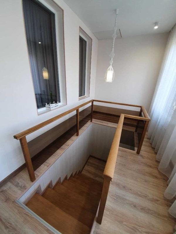 Long term rent 3 bedroom-(s) apartment Kopylovska street 22