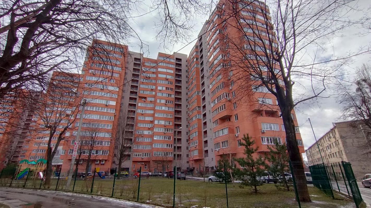 Sale 1 bedroom-(s) apartment 55 sq. m., Myroslava Mysly Street (Tsilynohradska Street) 48в