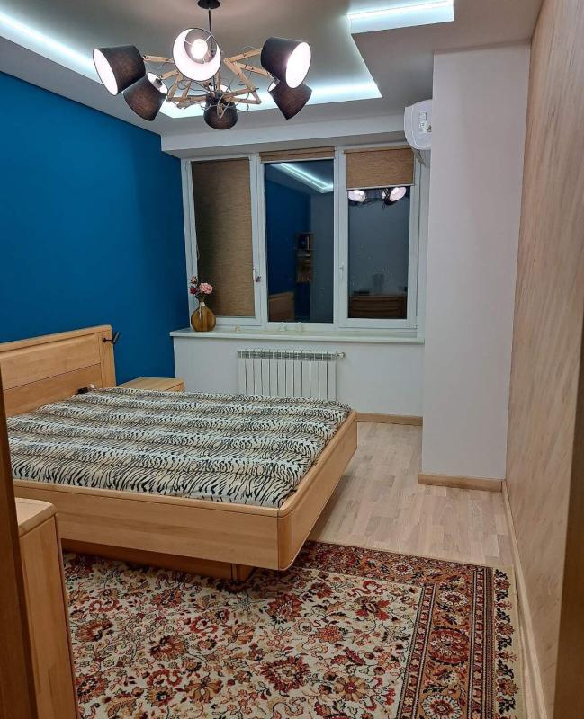 Long term rent 2 bedroom-(s) apartment Velyka Panasivska Street (Kotlova Street)