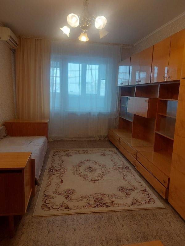 Long term rent 2 bedroom-(s) apartment Oleksandra Myshuhy Street 3