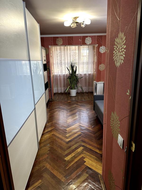 Долгосрочная аренда 2 комнатной квартиры Даниила Щербаковского ул. 35