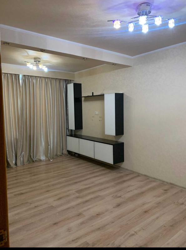 Sale 2 bedroom-(s) apartment 45 sq. m., Traktorobudivnykiv Avenue 110б