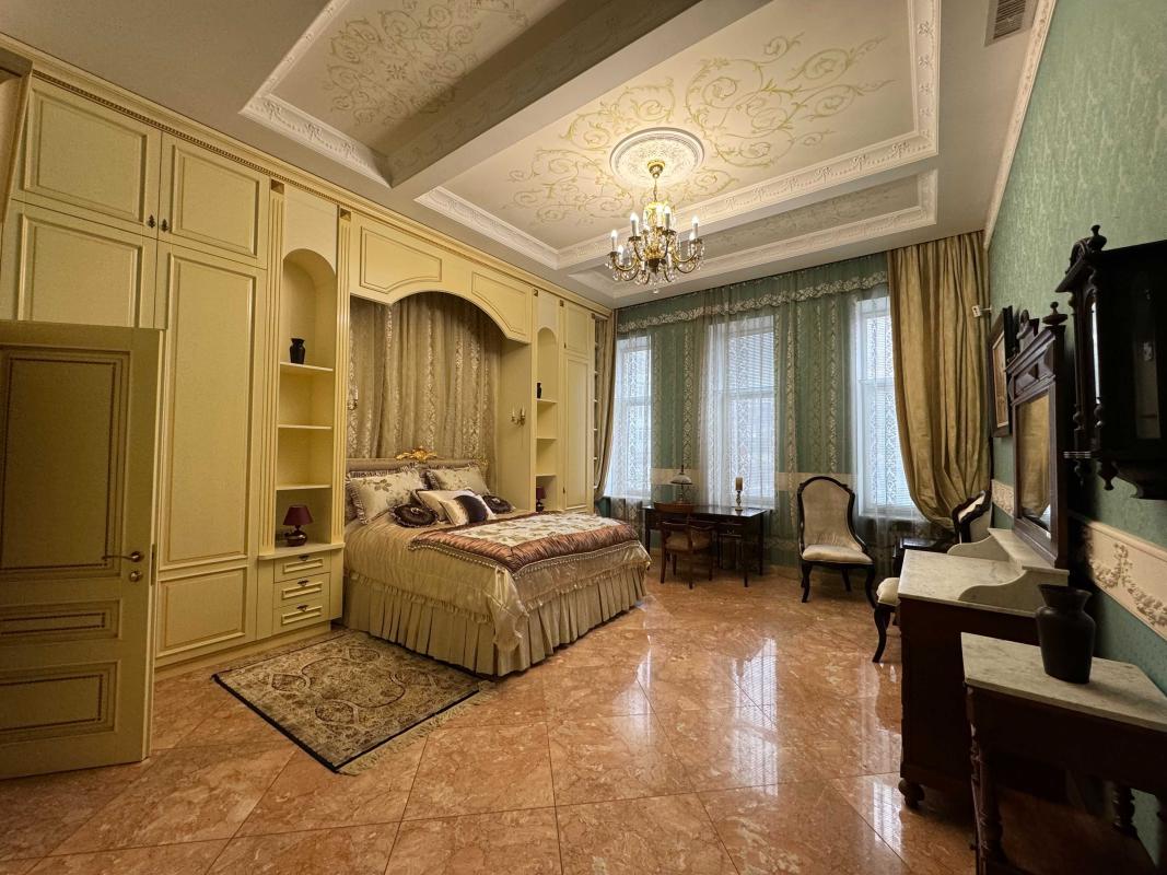 Long term rent 2 bedroom-(s) apartment Velyka Zhytomyrska Street 40