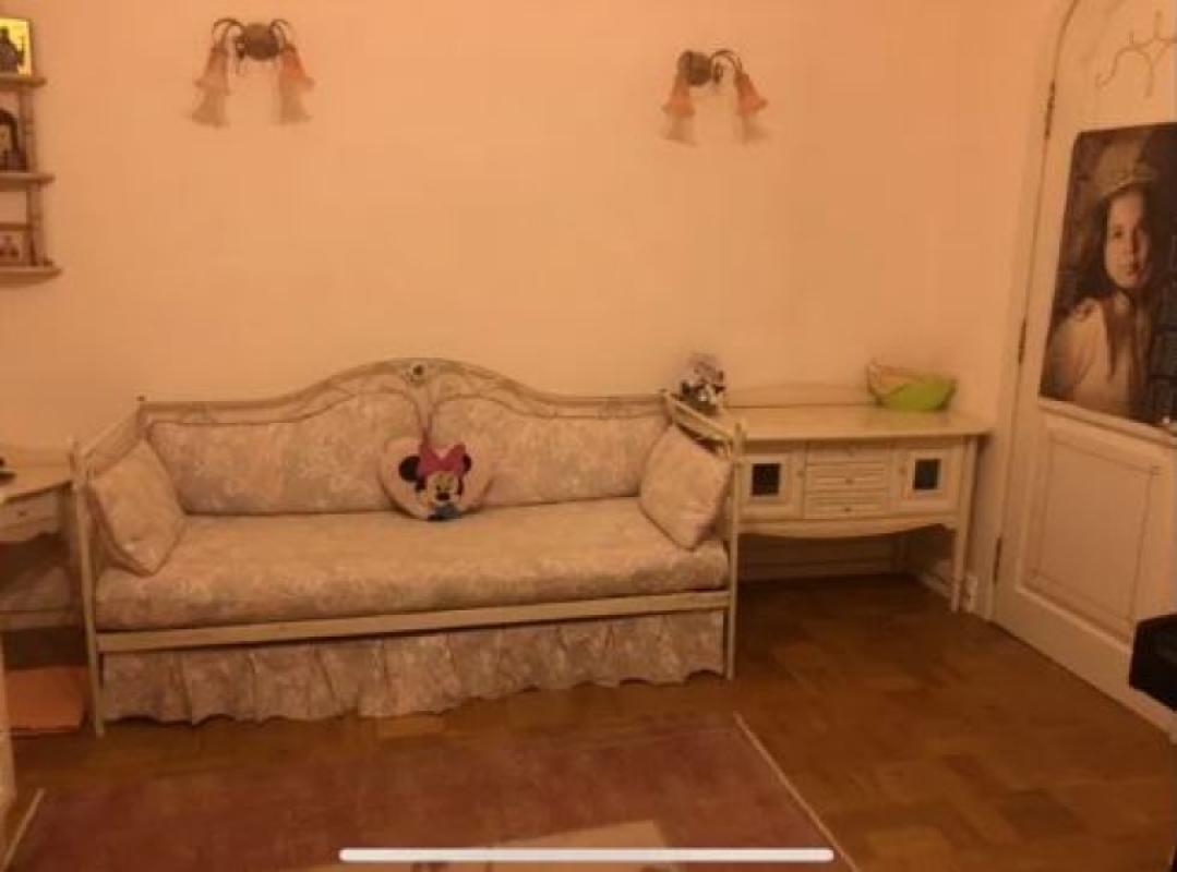 Sale 6 bedroom-(s) apartment 230 sq. m., Svobody Street 27