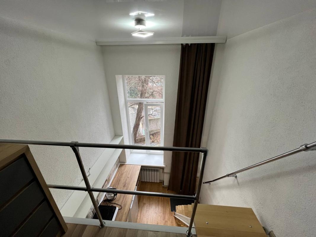 Long term rent 1 bedroom-(s) apartment Marshala Bazhanova Street 14