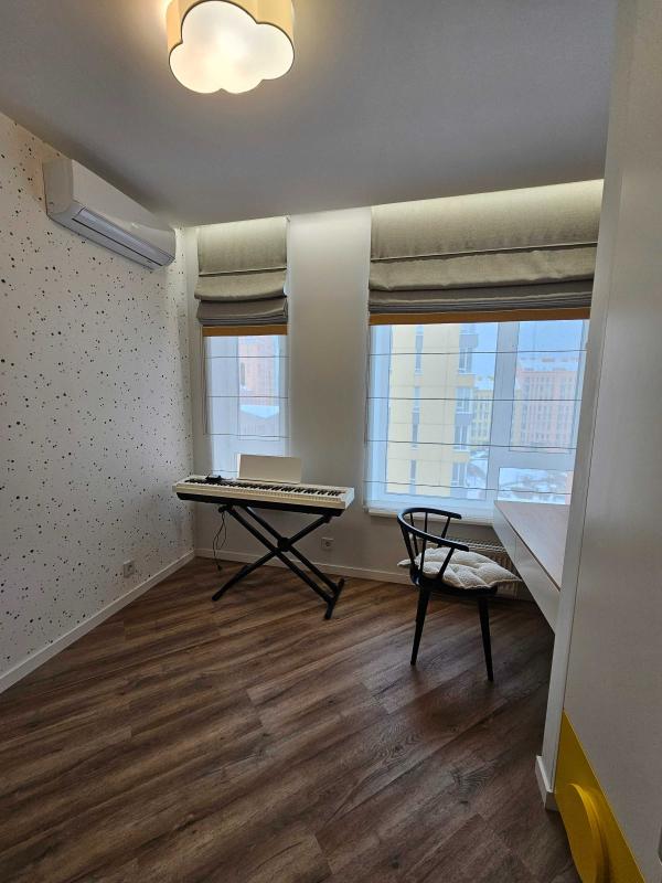 Sale 3 bedroom-(s) apartment 82 sq. m., Berezneva Street