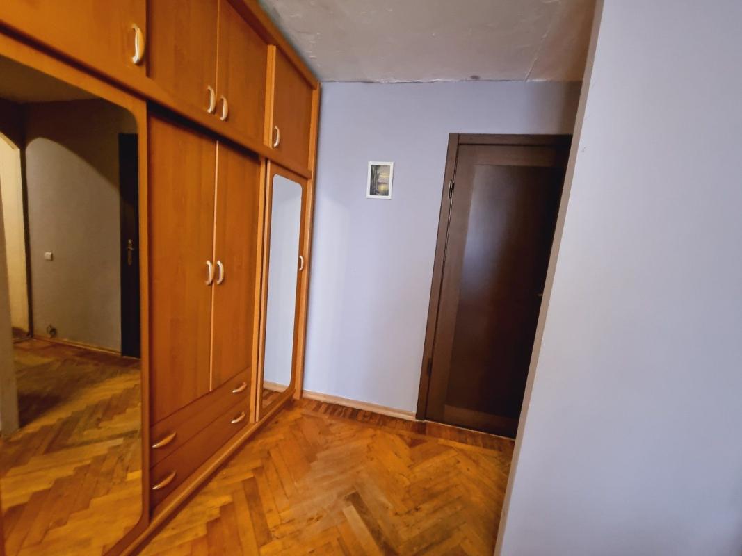 Продаж 3 кімнатної квартири 60 кв. м, Полтавський Шлях вул. 155
