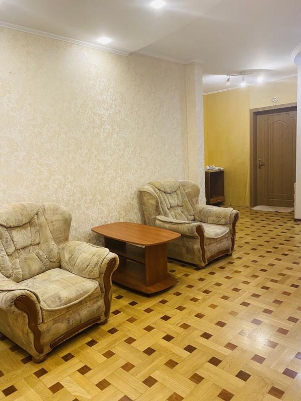 Long term rent 1 bedroom-(s) apartment Kharkivske Road 152
