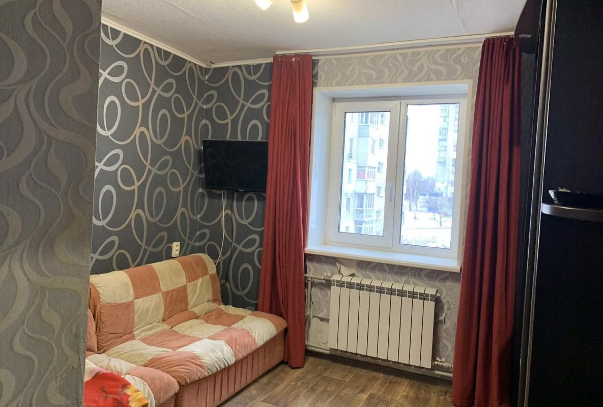 Продаж 3 кімнатної квартири 70 кв. м, Краснодарська вул. 171