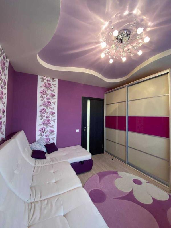 Sale 3 bedroom-(s) apartment 74 sq. m., Hvardiytsiv-Shyronintsiv Street 52