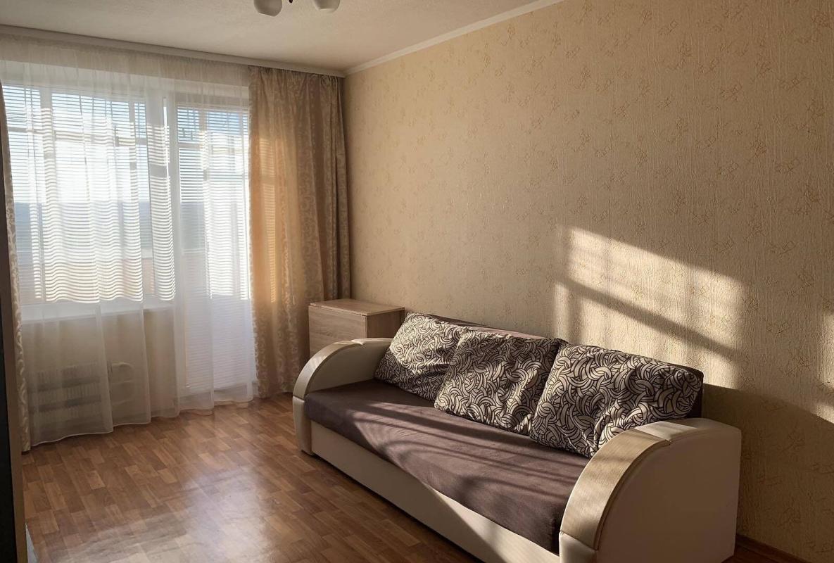 Продаж 2 кімнатної квартири 46 кв. м, Академіка Павлова вул. 162