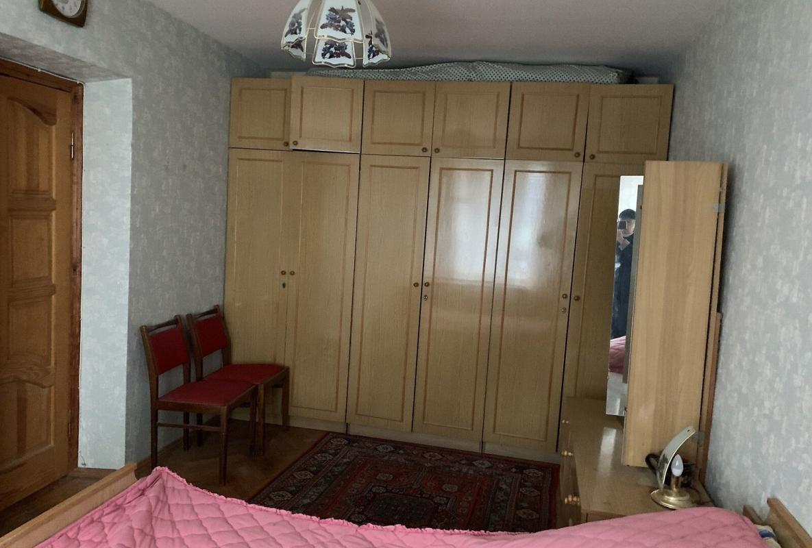 Продажа 2 комнатной квартиры 50 кв. м, Костя Гордиенко пер. (Чекистов) 1а
