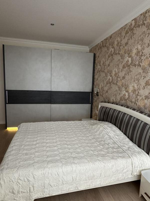Long term rent 2 bedroom-(s) apartment Sichovykh Striltsiv Street (Artema Street) 70а