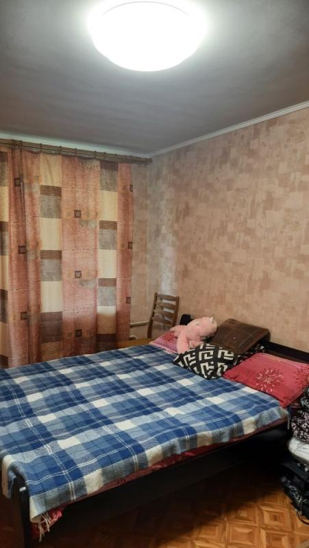 Long term rent 1 bedroom-(s) apartment Heroiv Pratsi Street 38