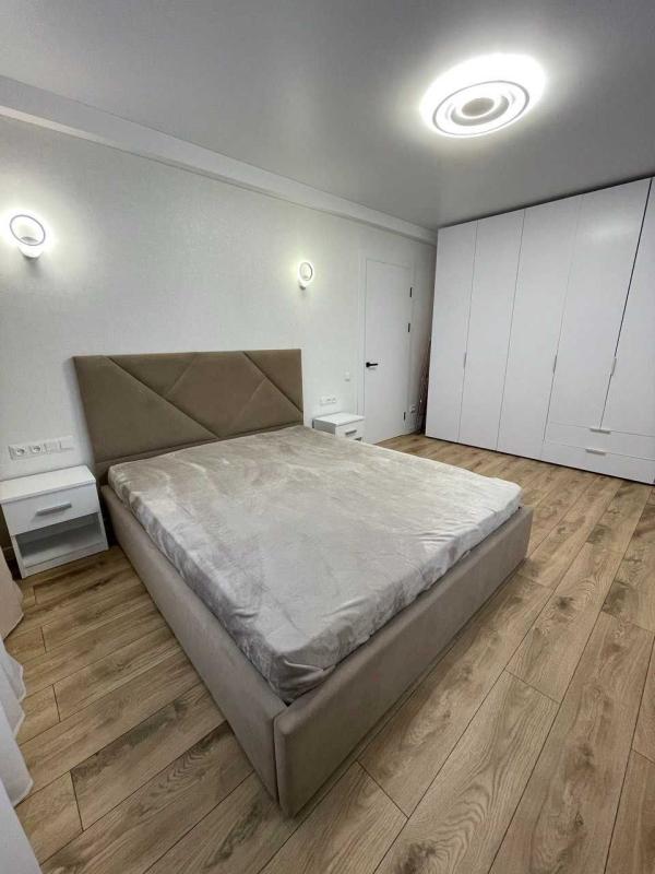 Long term rent 2 bedroom-(s) apartment Dmytra Doroshenka street (Chyhorina Street) 59а