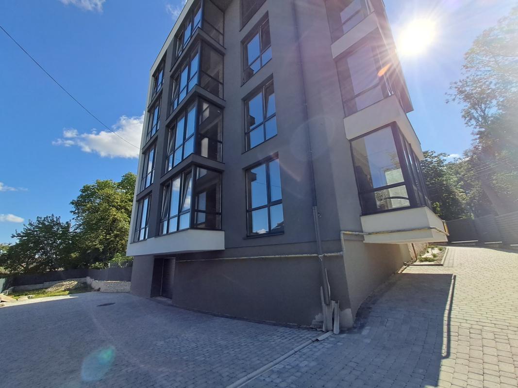 Продажа 2 комнатной квартиры 70 кв. м, Коцюбинского ул. 36