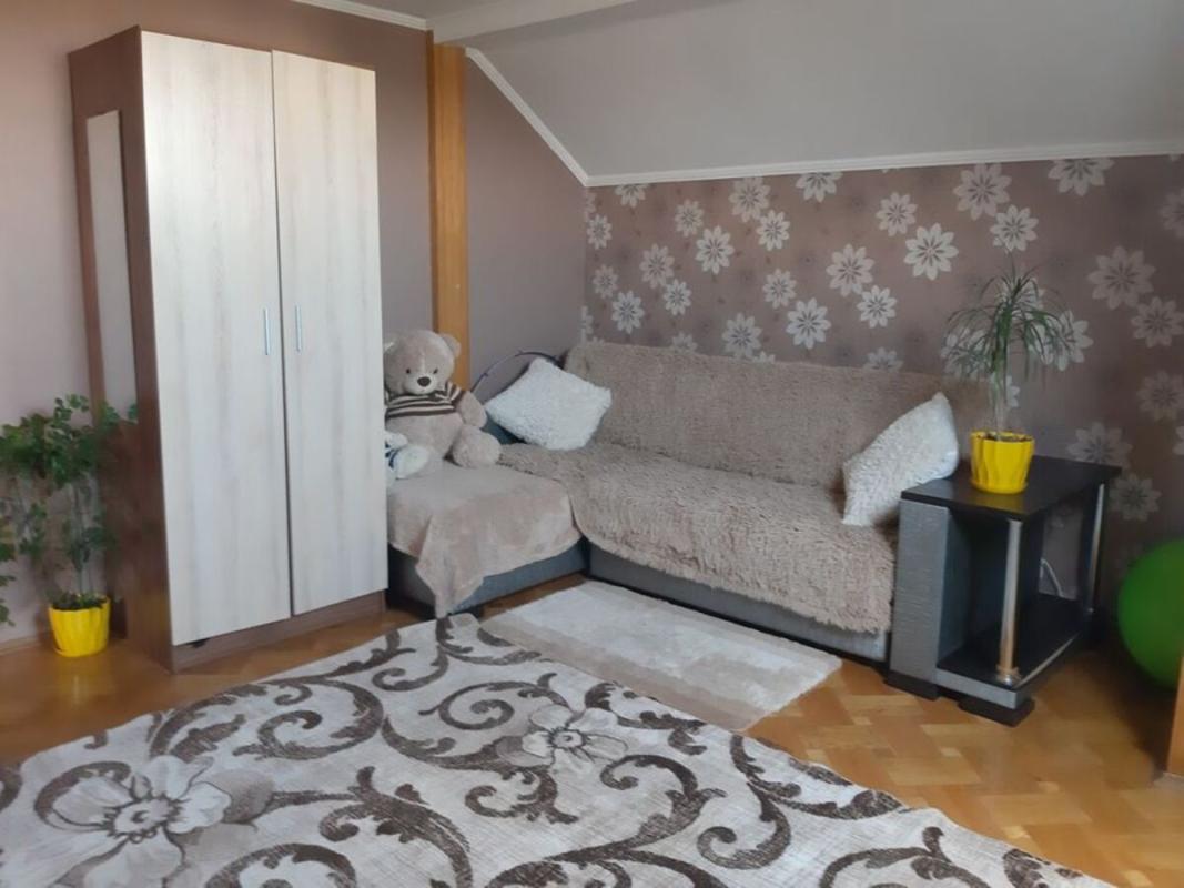 Sale 3 bedroom-(s) apartment 78 sq. m., Novyi Svit Street 2