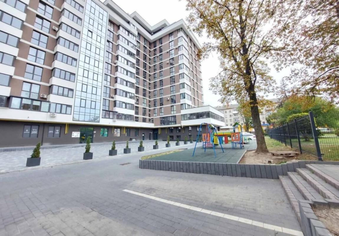 Продажа 3 комнатной квартиры 104 кв. м, Мира ул. 6