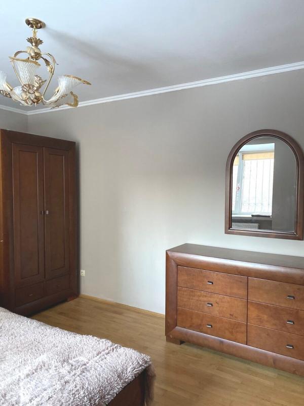 Продажа 2 комнатной квартиры 67 кв. м, Лучаковского ул. 1а