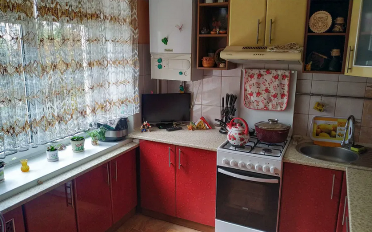 Sale 2 bedroom-(s) apartment 56 sq. m., Lesi Ukrainky Street 39