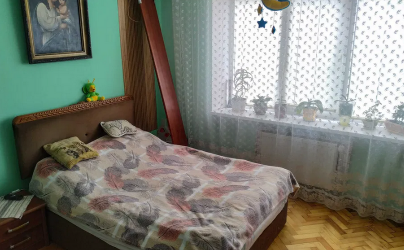 Продаж 2 кімнатної квартири 56 кв. м, Лесі Українки вул. 39