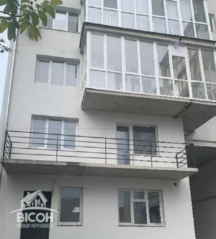 Sale 4 bedroom-(s) apartment 110 sq. m., Brodivska Street