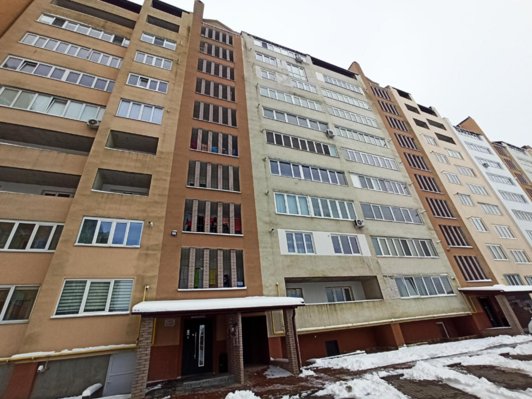 Sale 3 bedroom-(s) apartment 84 sq. m., Illyenka street