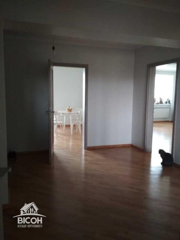 Sale 4 bedroom-(s) apartment 250 sq. m., Berezhanska Street 10