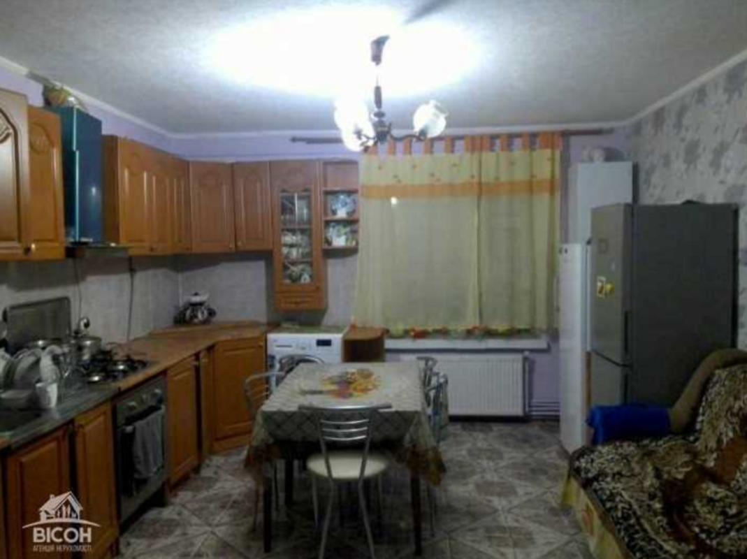 Sale 3 bedroom-(s) apartment 130 sq. m., Karpenka Street 12а
