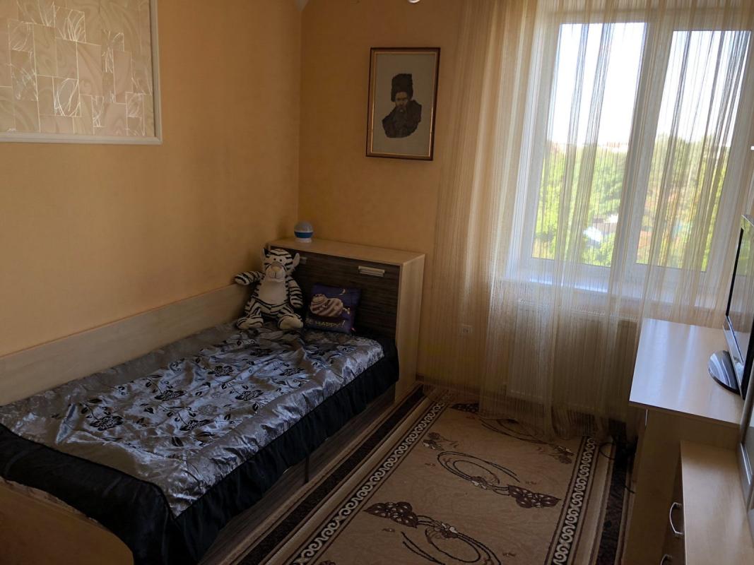 Sale 5 bedroom-(s) apartment 154 sq. m., Volodymyra Velykoho Street 1