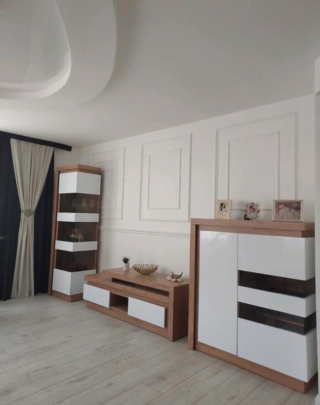 Sale 3 bedroom-(s) apartment 96 sq. m., Kyivska Street 8