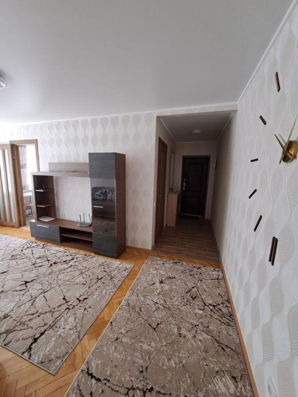 Sale 3 bedroom-(s) apartment 59 sq. m., Staryi Podil Street (Tantsorova Street) 2