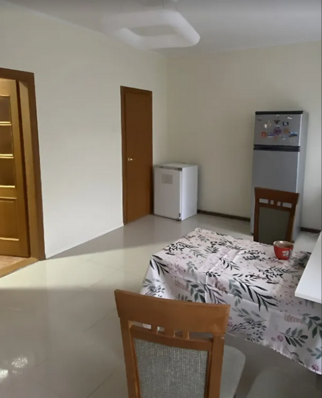Sale 4 bedroom-(s) apartment 160 sq. m., Petro Batkivskyi Street (Bryhadna Street) 11