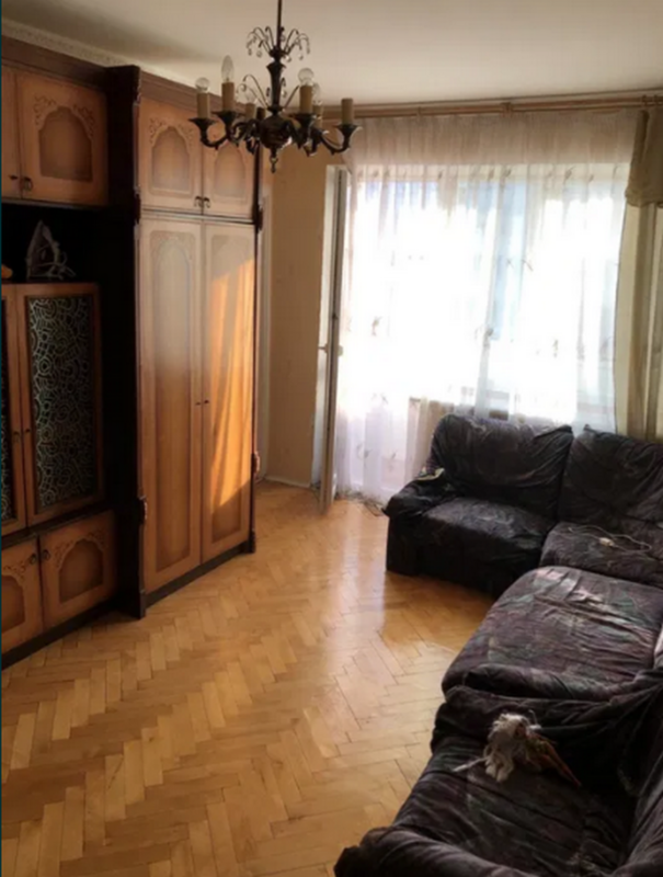Sale 3 bedroom-(s) apartment 60 sq. m., Lvivska Street 7