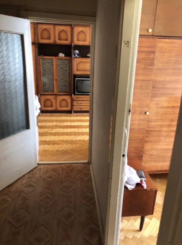 Продажа 3 комнатной квартиры 60 кв. м, Львовская ул. 7