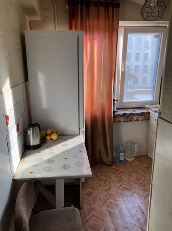 Sale 3 bedroom-(s) apartment 60 sq. m., Lvivska Street 7