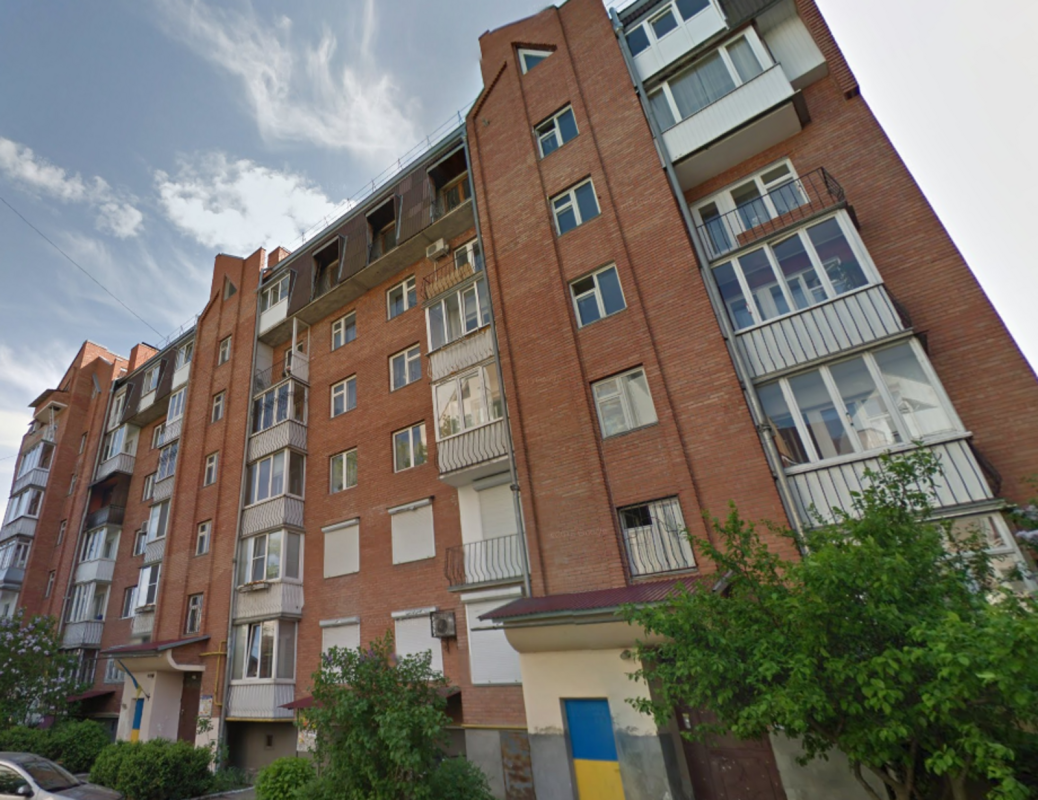 Продаж 2 кімнатної квартири 75 кв. м, Липова вул.