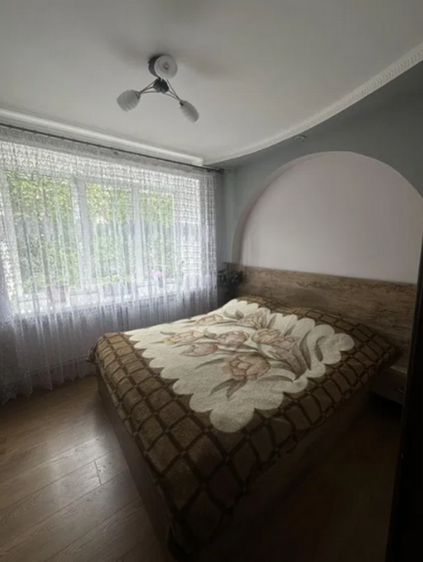Sale 3 bedroom-(s) apartment 65 sq. m., Zakhysnykiv Ukrainy Street (Pushkina Street) 1