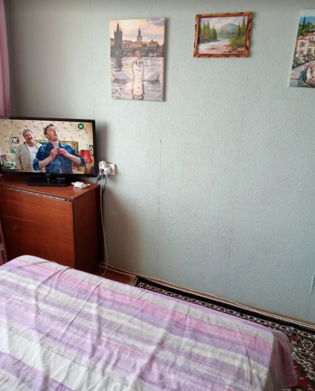 Sale 3 bedroom-(s) apartment 64 sq. m., Kyivska Street