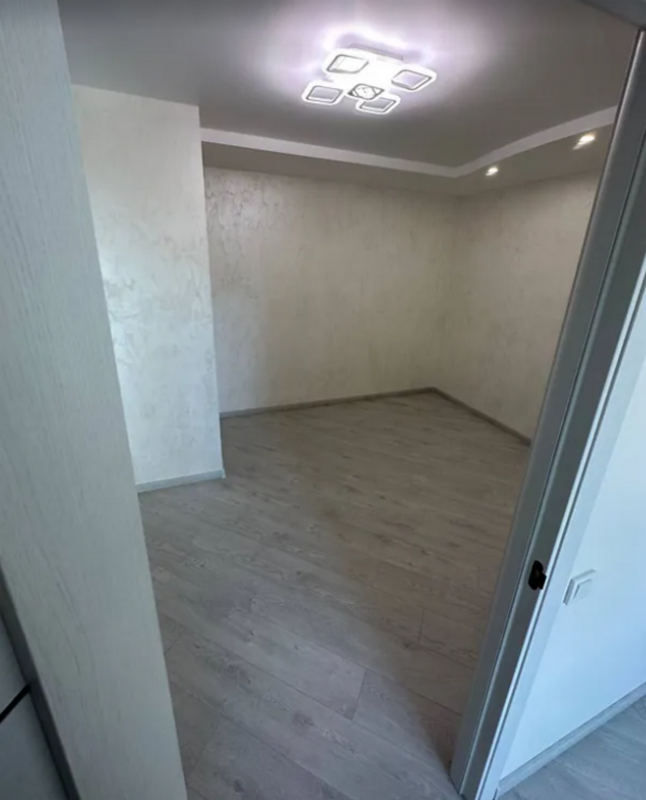 Sale 2 bedroom-(s) apartment 45 sq. m., Illyenka street