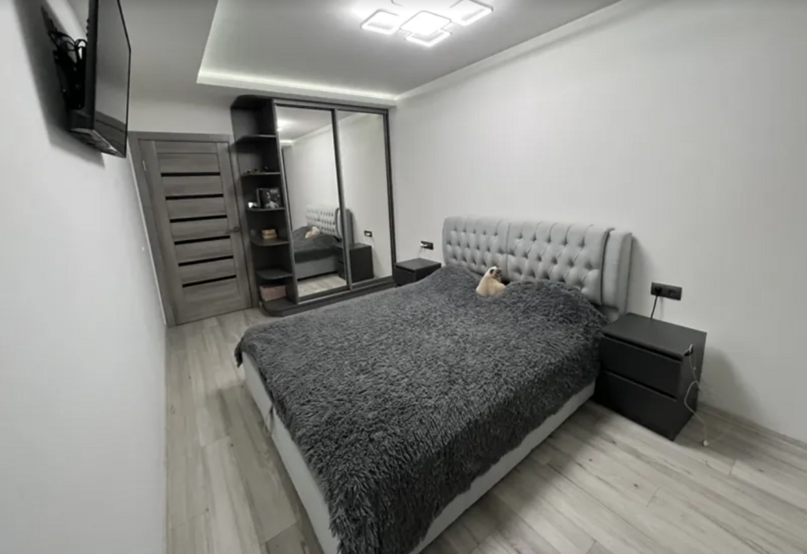 Sale 1 bedroom-(s) apartment 54 sq. m., Kyivska Street 5