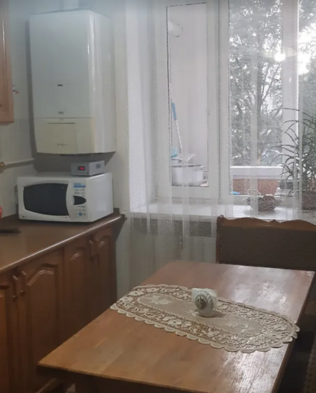 Sale 4 bedroom-(s) apartment 75 sq. m., Kyivska Street 5