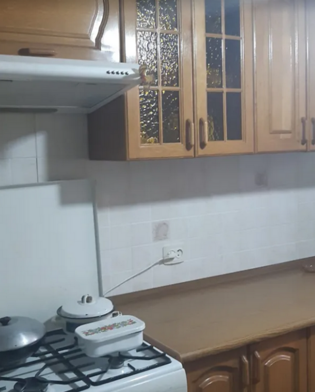 Sale 4 bedroom-(s) apartment 75 sq. m., Kyivska Street 5