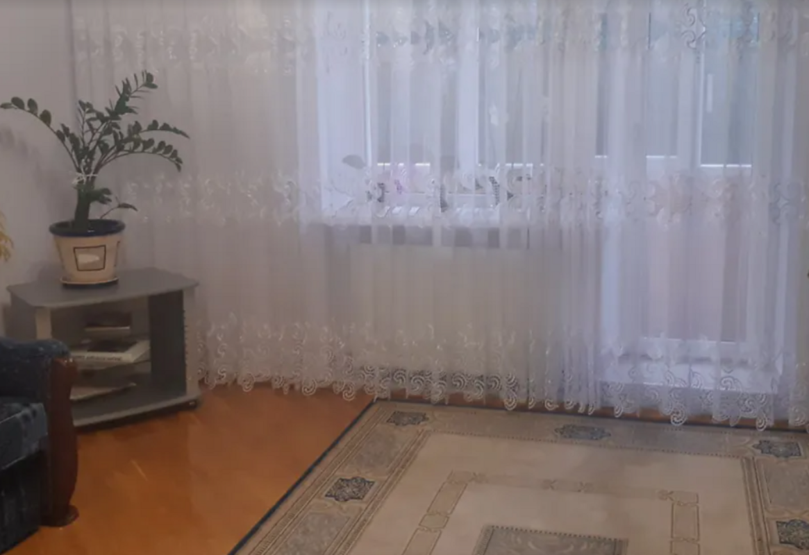 Sale 4 bedroom-(s) apartment 75 sq. m., Kyivska Street 5
