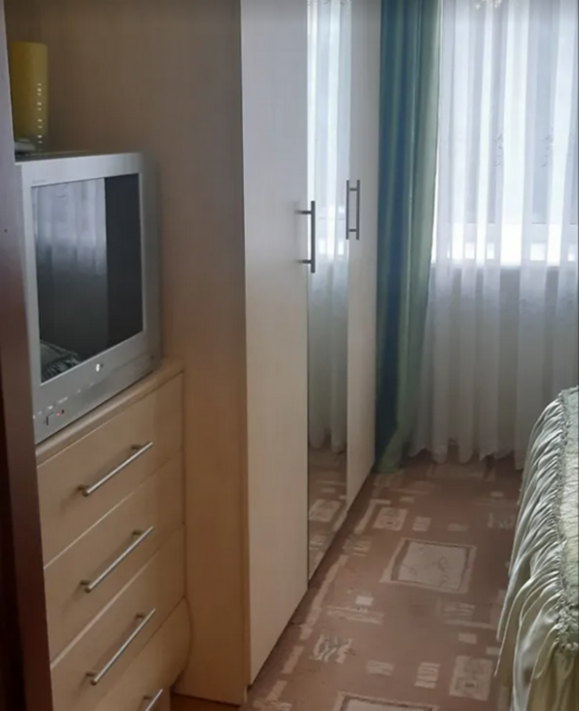 Sale 4 bedroom-(s) apartment 75 sq. m., Kyivska Street 5