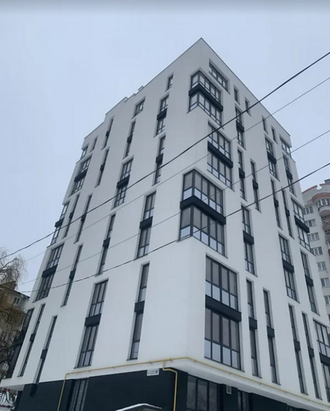 Продажа 2 комнатной квартиры 61 кв. м, Черновицкая ул. 12