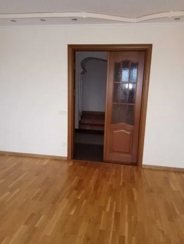 Sale 3 bedroom-(s) apartment 92 sq. m., Lozovetska Street