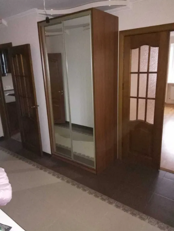 Sale 3 bedroom-(s) apartment 92 sq. m., Lozovetska Street